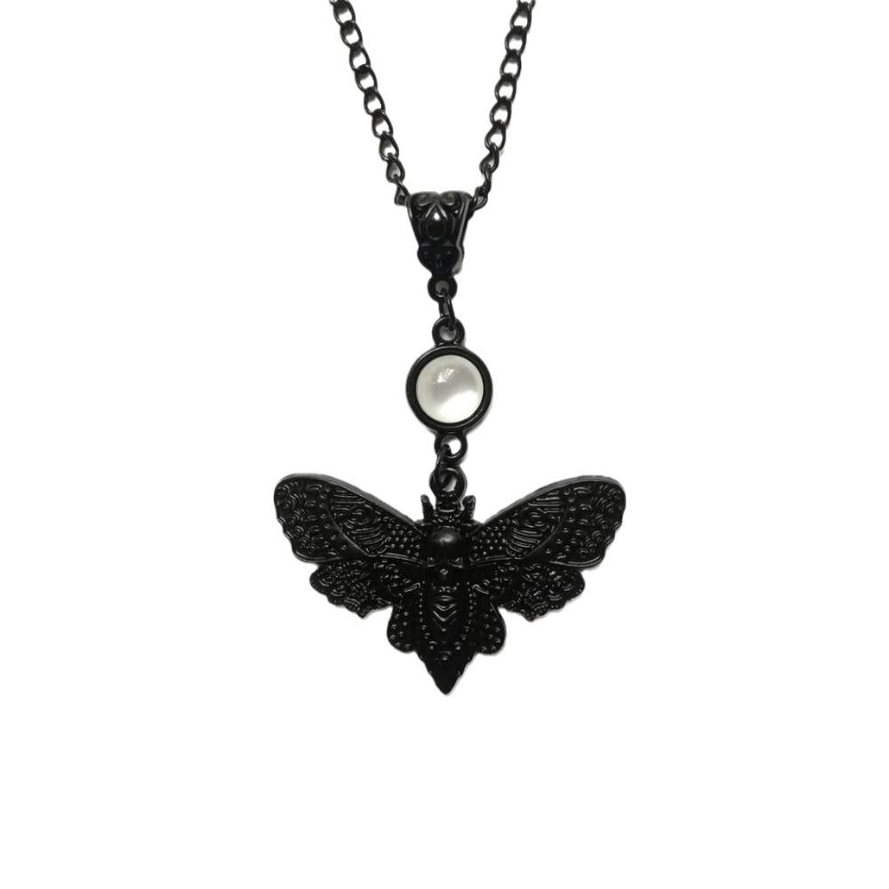 Goth Exquisite Relief Black Eagle Moth Insect Pendant Necklace for Women Hallowmas Party Punk Personality Jewelry Accessory Gift