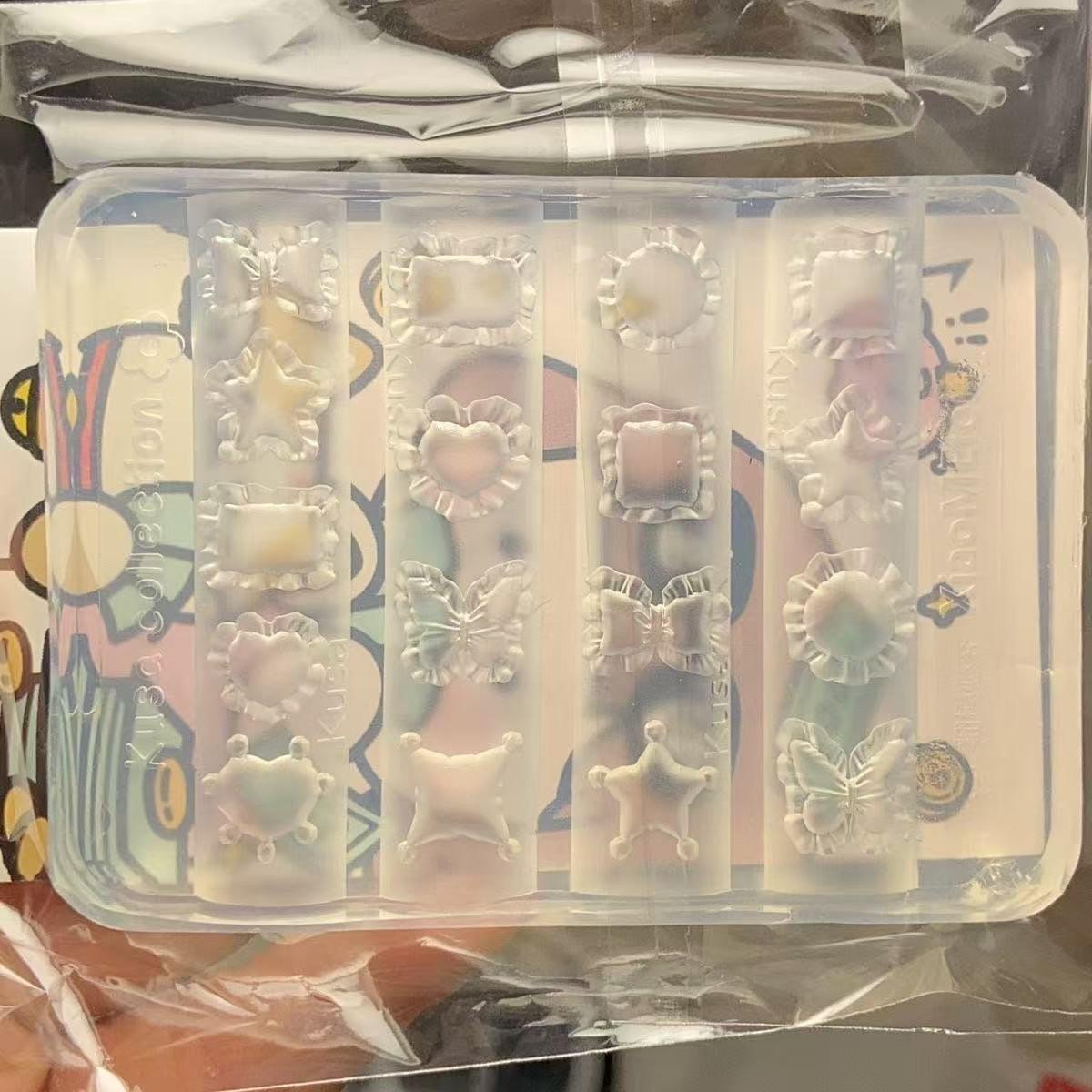 Popular Fingertip Cushion Mold: Heart & Star Shapes for Cute, Transparent Nail Art