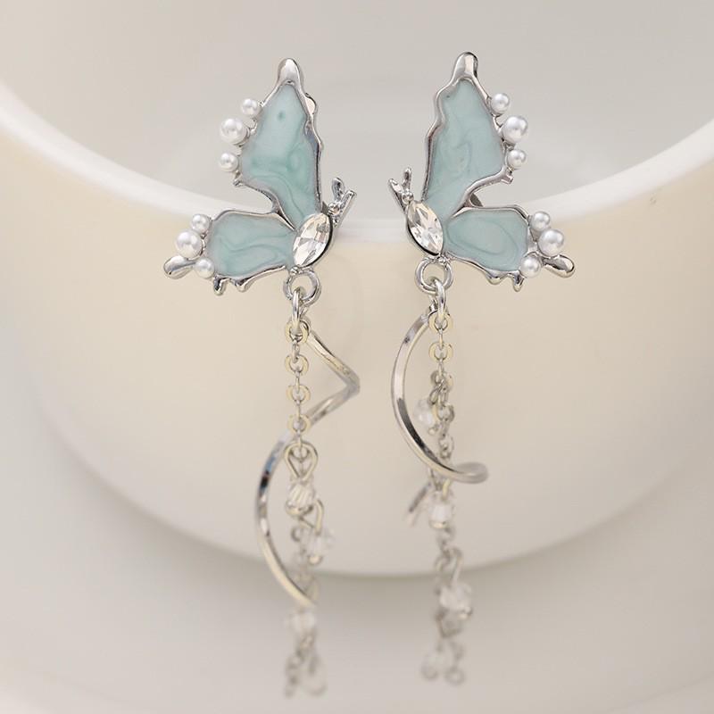 Silver Needle Crystal Butterfly Tassel Earrings with Pearls - Elegant, Nature-Inspired Jewelry for Women.