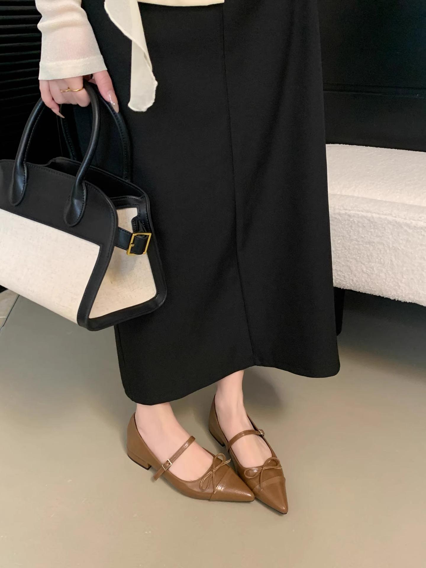 

French shallow mouth single shoes women s 2025 spring and summer new low-heeled commuting small fragrant black versatile Mary Jane single shoes 40 коричневий