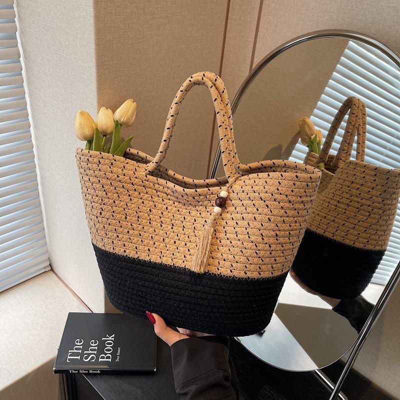 Large Capacity Portable Vegetable Basket New Versatile Woven Straw Bag Leisure Seaside Vacation Beach Bag