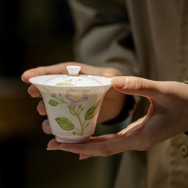 Handbemalte Lila Blume Gaiwan Japanische Tee-Terrine Teeschale mit Deckel Set Teezubereitung Deckelschale Teeset Ornamente Handwerk