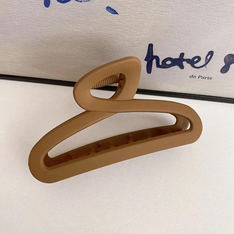 Pinces à cheveux vintage à motif géométrique creux, style crabe et requin, accessoires pour cheveux de fête pour femmes