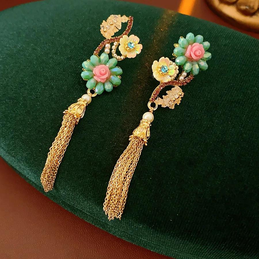 Vintage Asymetryczny Kolczyk dla Kobiet Stop Cynku Igła Kryształ Kwiatek Chwost Wiszący Kolczyk Luksusowy Retro Designerski Cyrkon