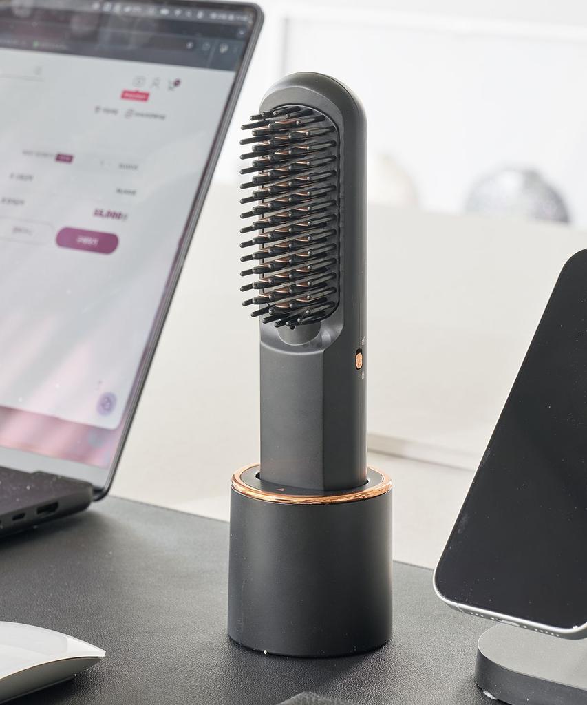 Volume On Plus Charging Dock Wireless Brush Comb Hair Straightener