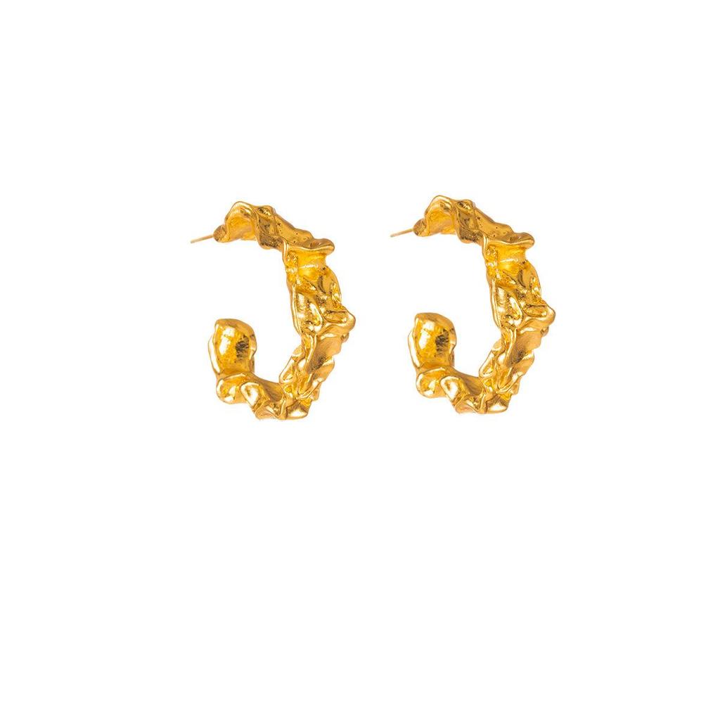 Silver Needle High-End Pleated Metal Earrings - Niche Cool Style, Luxurious & Versatile Fashion for Women
