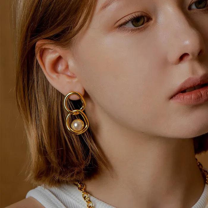 TINA EARRING GOLD