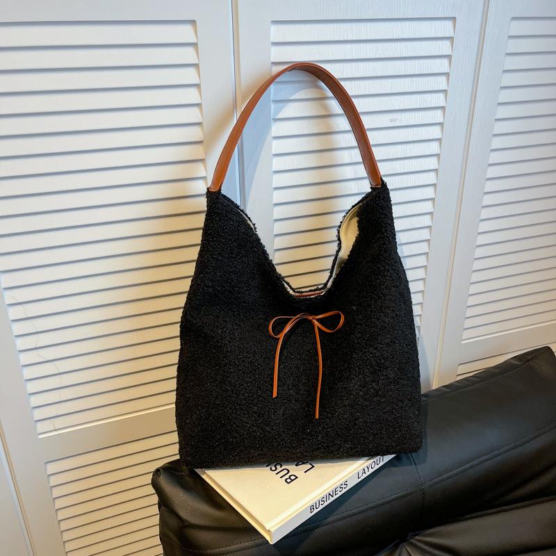 Foreign Fashion Underarm Bag Women's 2025 Autumn and Winter New Simple Casual Large-capacity Tote Bag To Work Commuter Women's Bag