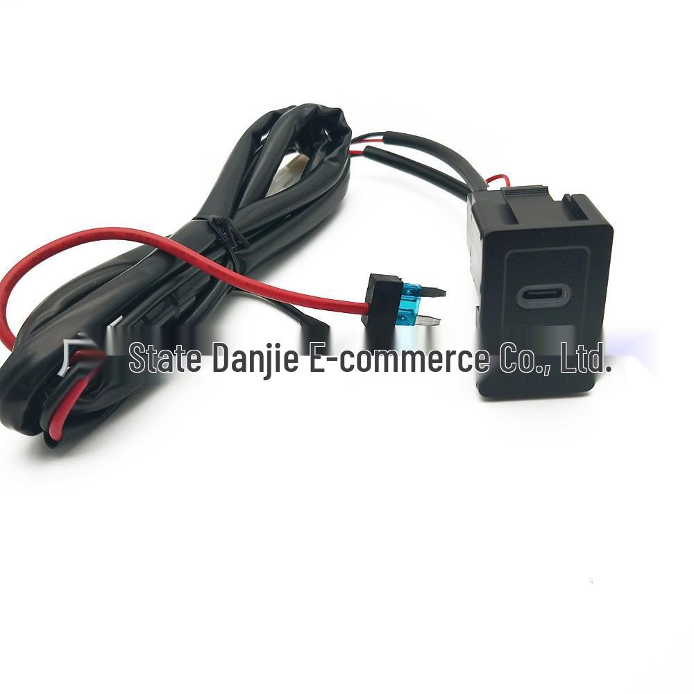 Compatible QC3.0 Car Charger & Type-C USB Audio Data Interface for Suzuki Tianyu SX4 Swift