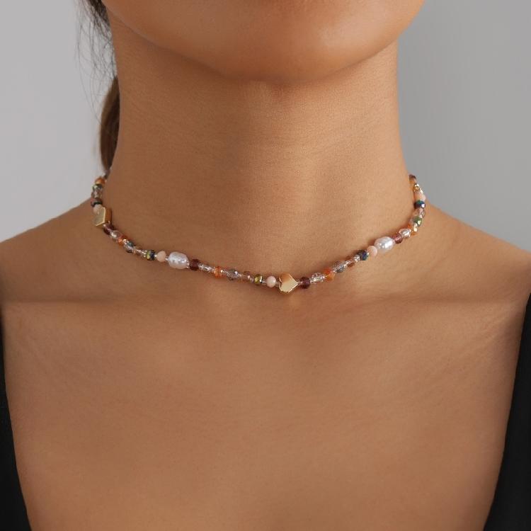 Unique Love Inspired Resin Bead Necklace Bright And Soft Tone For Stylish Layering Looks
