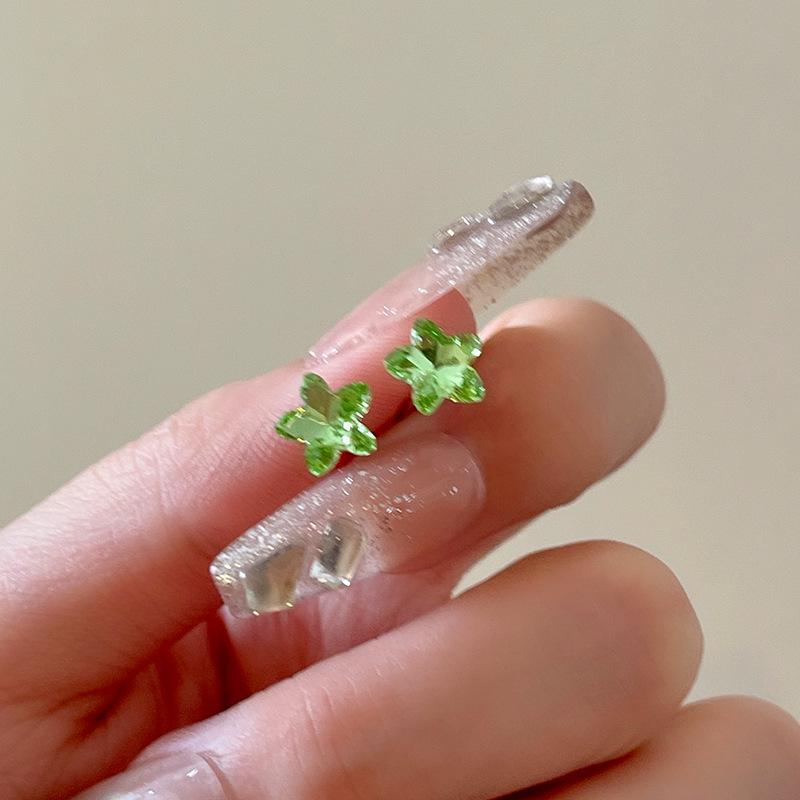 

Серьги-звезды из циркония в корейском стиле: Изящные серьги-гвоздики для женщин и студенток