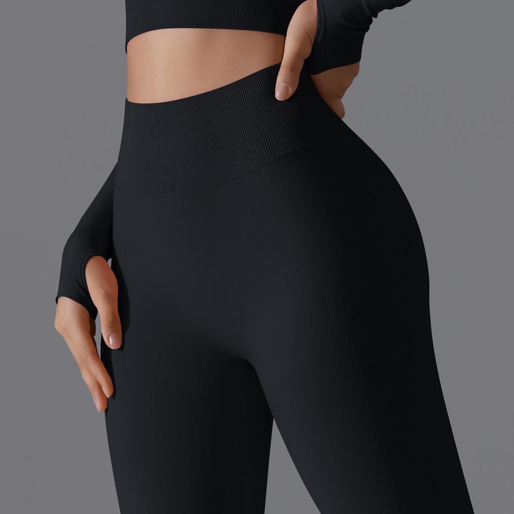 Seamless High-Waisted Yoga Pants with Peach Lift - Quick-Dry and Breathable for Running and Fitness