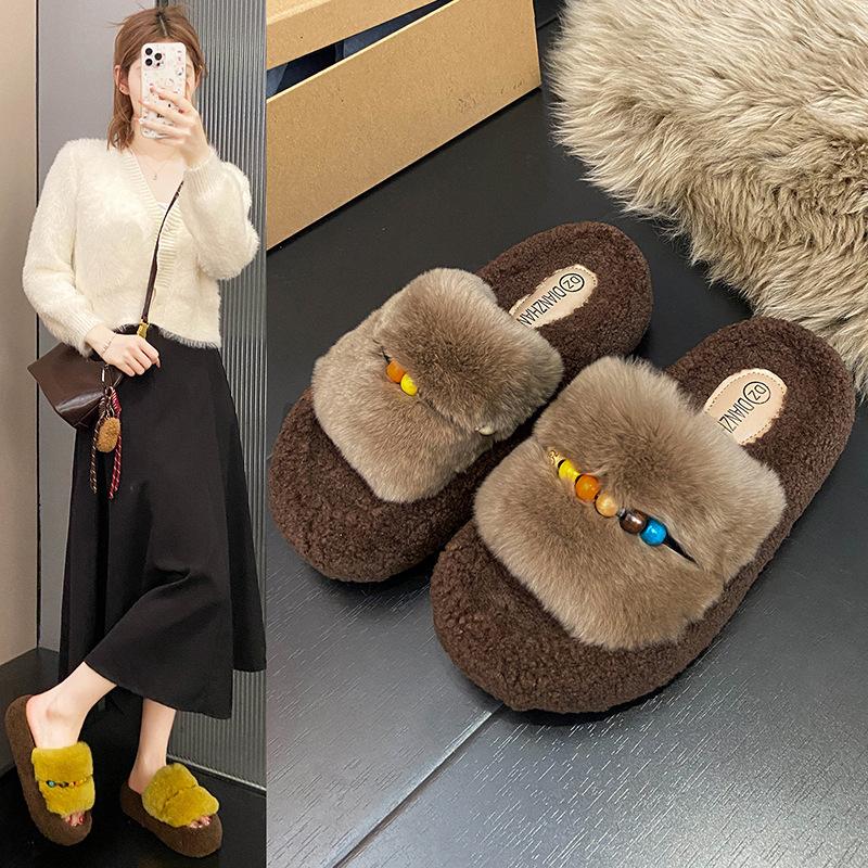 Premium Pearl Chain Fluffy Slippers Women's Outer Wear 2025 New Autumn and Winter Super Fire Fashion Thick Bottom Home Cotton Mop