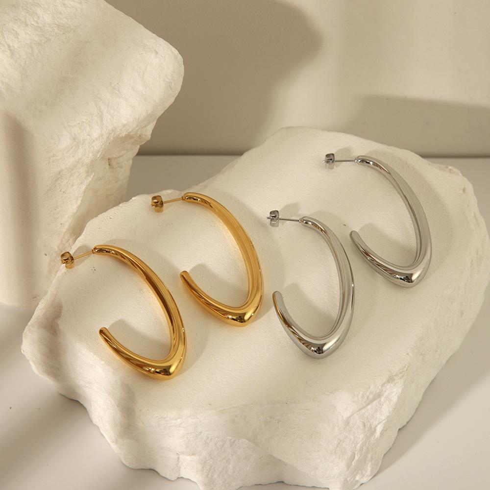 Niche Trendy Gold-Plated Hollow Stainless Steel C-Shaped European and American Stud Earrings