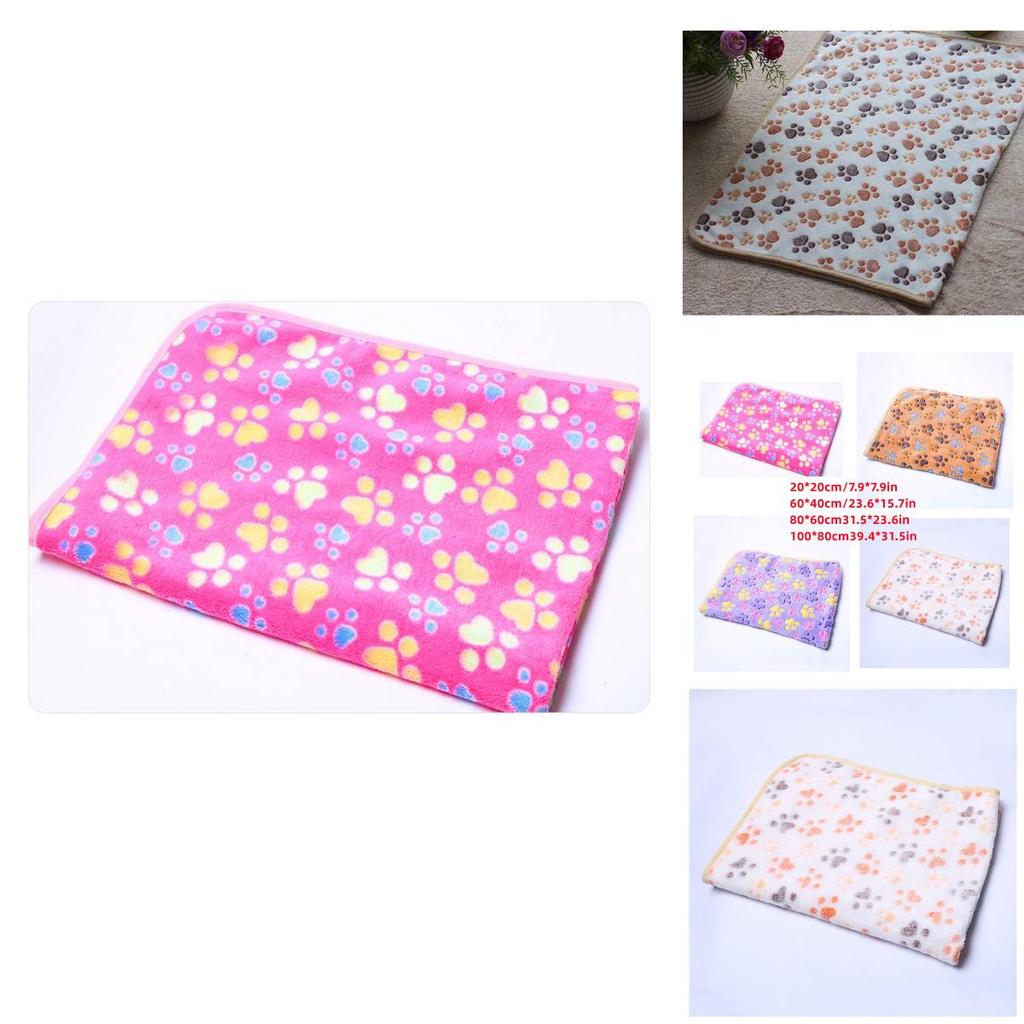Coral Velvet Dog Kennel Pad Pet Blanket For Autumn And Winter Warm And Comfortable