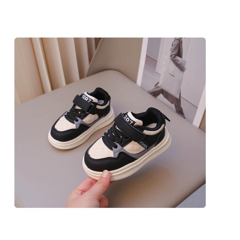 Girls Board Shoes Spring and Autumn New Children's Shoes Boys Sports Shoes Soft Sole Breathable Baby Anti-kick Casual Shoes