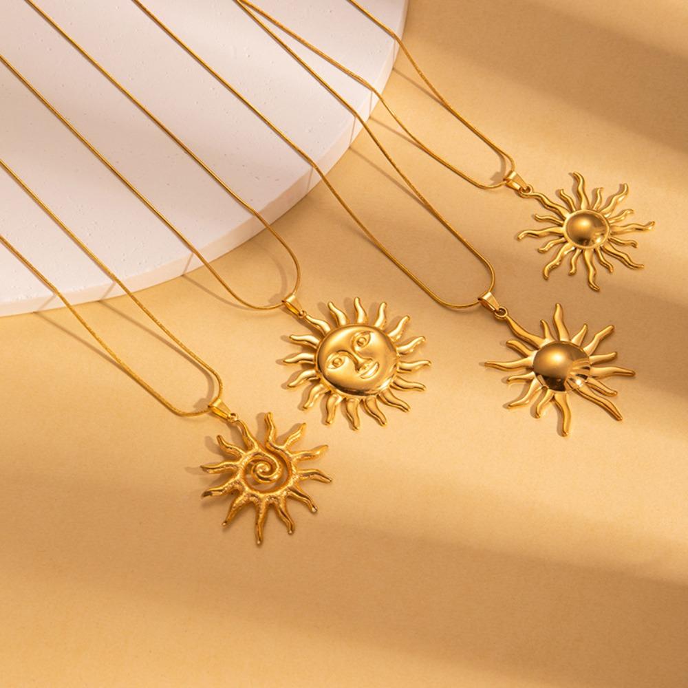Retro Temperament Gold Color Stainless Steel Greek Totem Sun Pendant Necklace for Women Designer Charm Jewelry Accessories Gifts