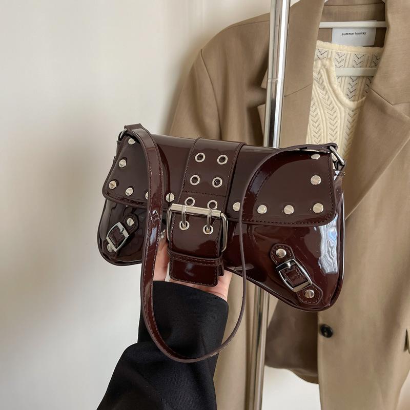 New Niche Design Versatile Style Shoulder Bag Female Popular Spice Girl Fashion Temperament Exquisite Willow Nail Armpit Bag