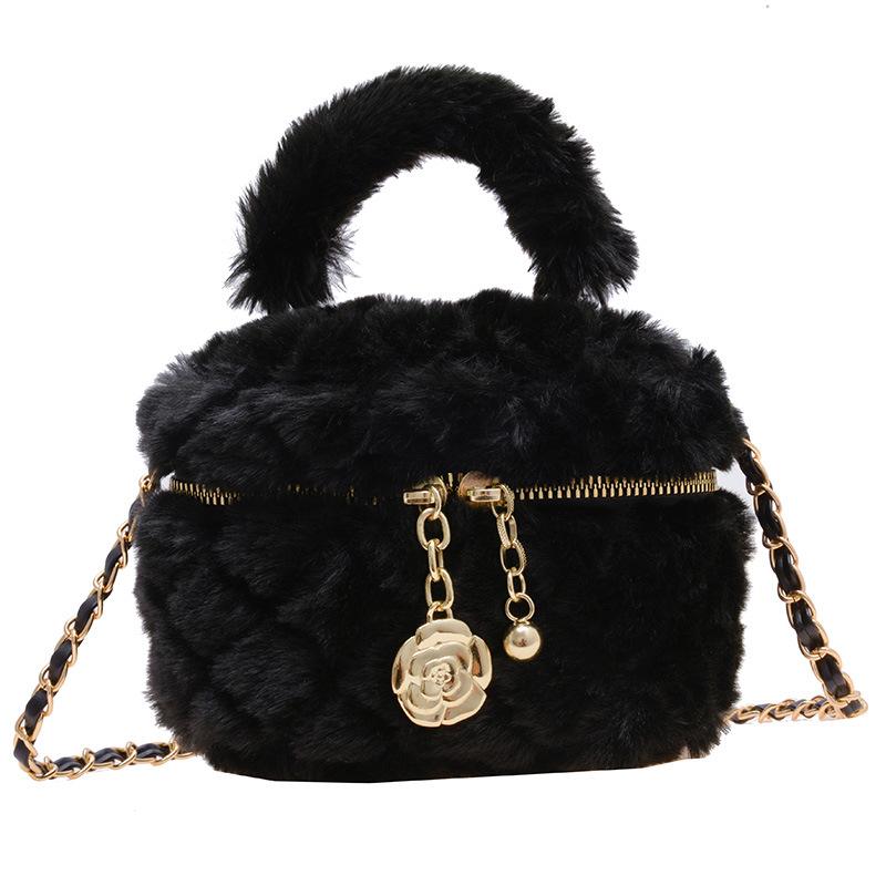 Mini Single-shoulder Crossbody Children's Bag with Diamond Pattern Chain Strap