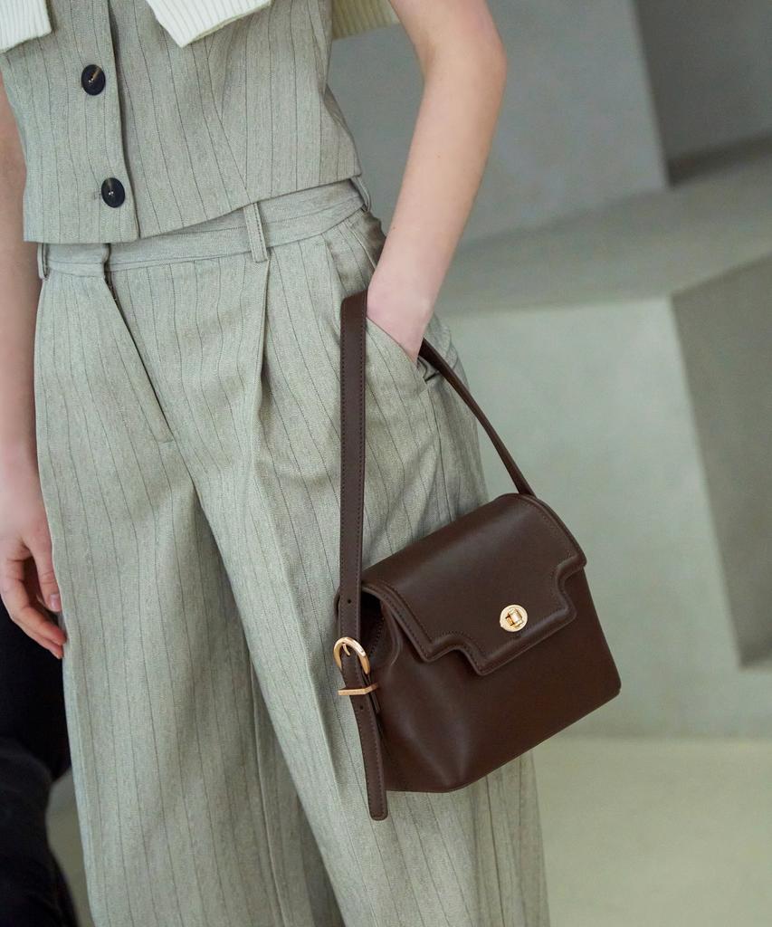 Valluat Flaron Bag_Dark Brown