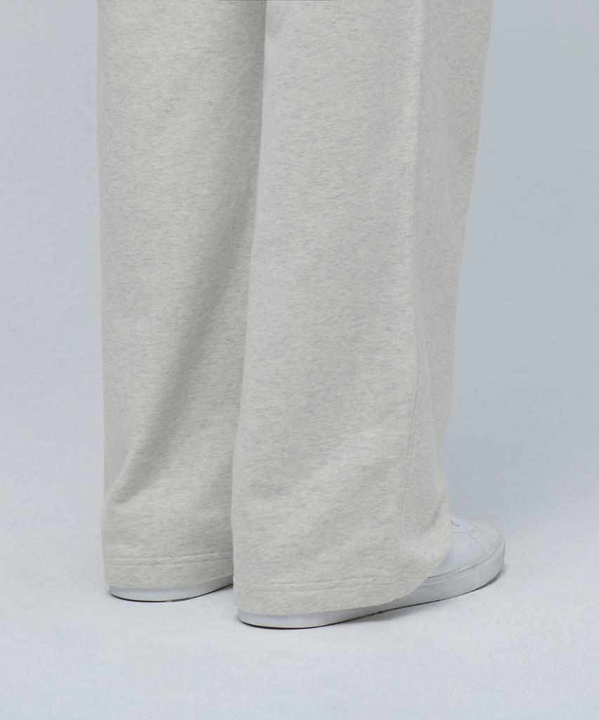 MUSINSA STANDARD One-Tuck Wide Lounge Sweatpants [Oatmeal]