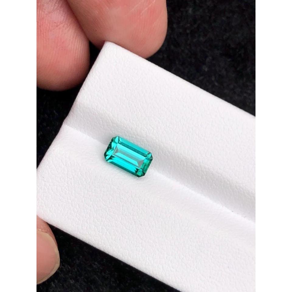 Natural Paraiba Tourmaline 7.92 Ct Neon Blue Emerald Loose Gemstone