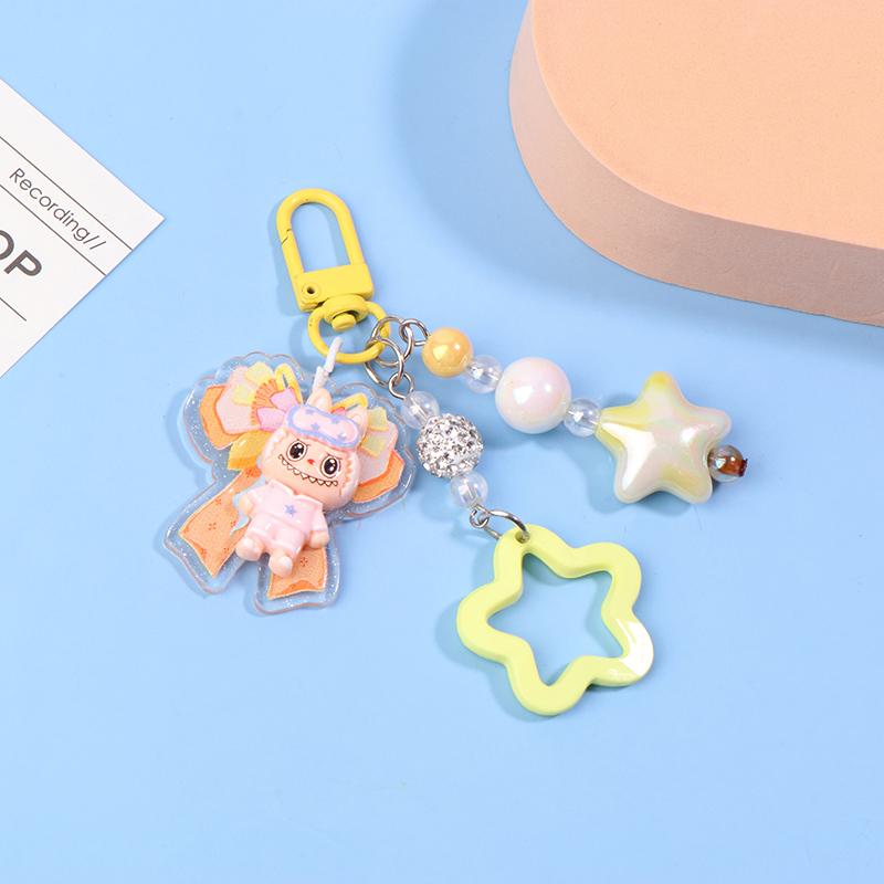 

Веселый брелок Лабубу Креативный милый мультяшный брелок Прекрасный кулон для сумки Украшение для подвешивания на рюкзак Держатель для ключей для пары Подарки жёлтый