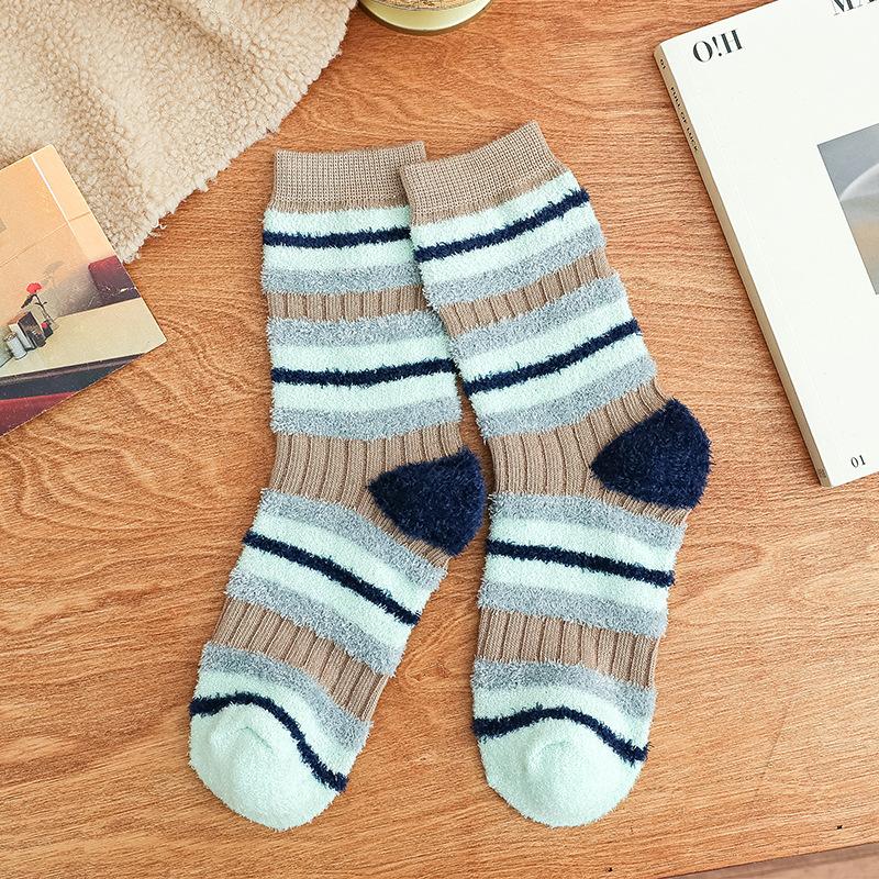 Ladies Autumn and Winter Warm Thick Lines Color Matching Color Sweet Tube Socks