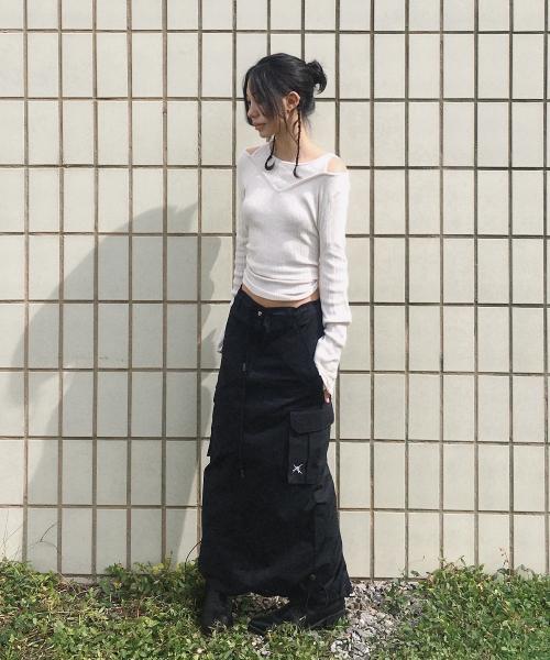 Ineodeijeu Nylon Cargo Long Skirt (Black)