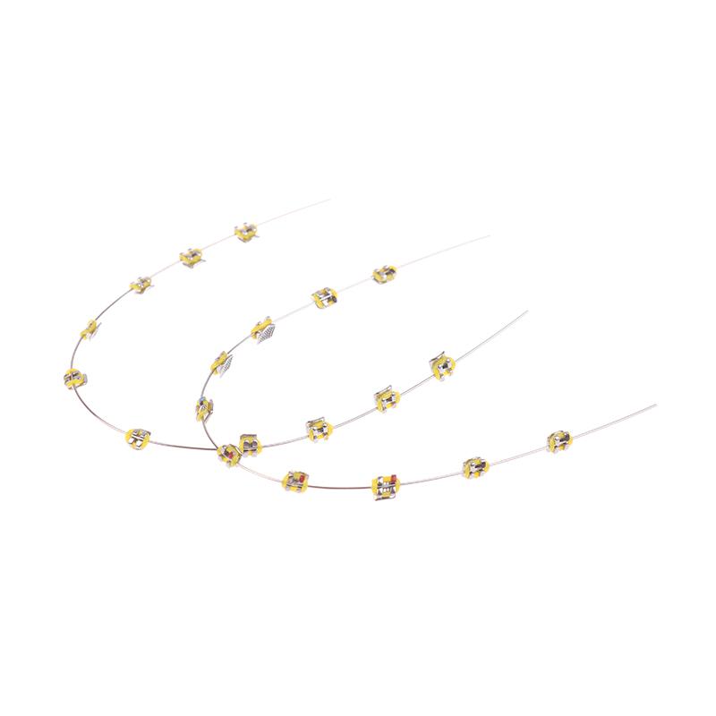 2 Stück Mode Split-Typ Mini Bunte Brackets Fake Zahnspangen Ohne Haken Temporäre Zahndekoration Metallbracket Zahnwerkzeug