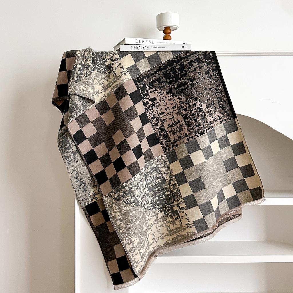 Winter Geometric Splicing Letters Versatile Simple Neck Protection Warm Scarves High Temperament Women Two-Sided Jacquard Shawl