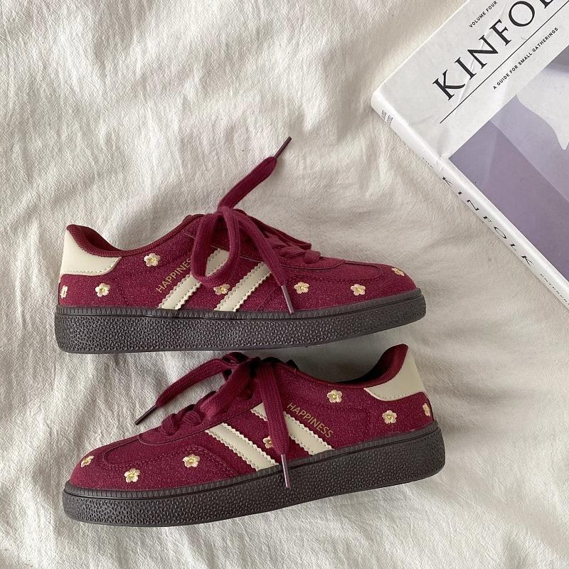 Retro niche board shoes women's spring new thick-soled red women's shoes casual versatile white shoes