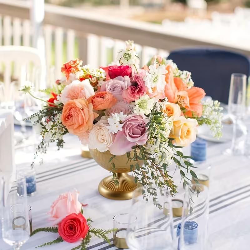 WTEMPO Vintage Vase for Fake Flowers for Birthday Party Christmas Anniversary Retro Iron Small Base Vase for Wedding Party Festive Events