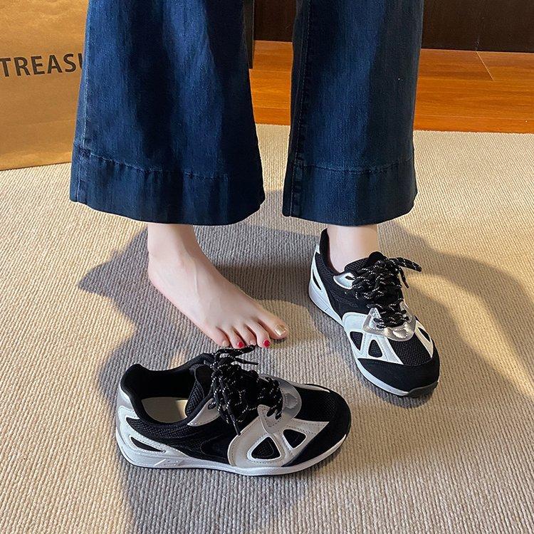 Inner height increase German training shoes women's 2025 autumn new versatile breathable small single shoes casual sports board shoes women