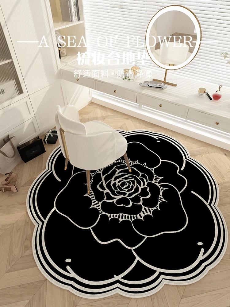 Flower Shape Cloakroom Floor Mat Large Area Luxury Rugs for Bedroom Thick Dresser Rug Nordic Living Room Decoration Plush Carpet