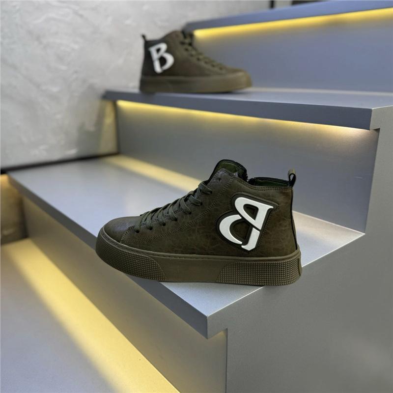 New breathable and comfortable high-top comfortable and wear-resistant leather surface solid color lightweight casual board shoes