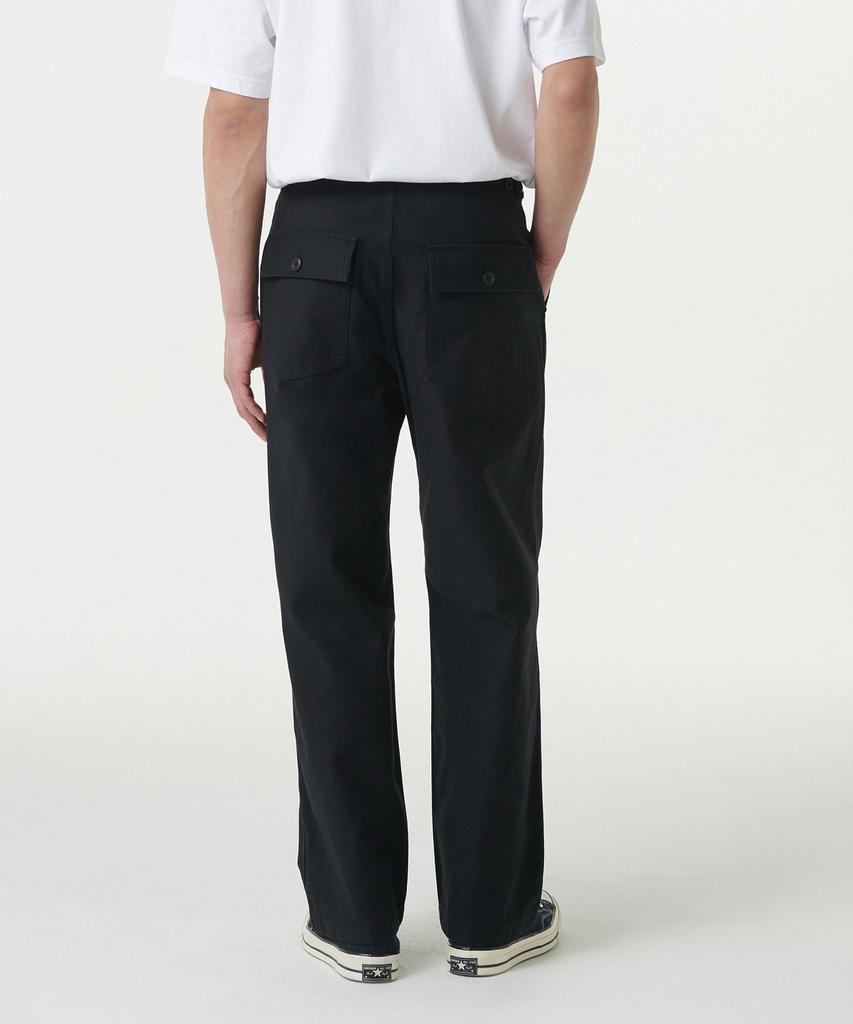 MUSINSA STANDARD Back Satin Wide Belted Fatigue Pants [Black]