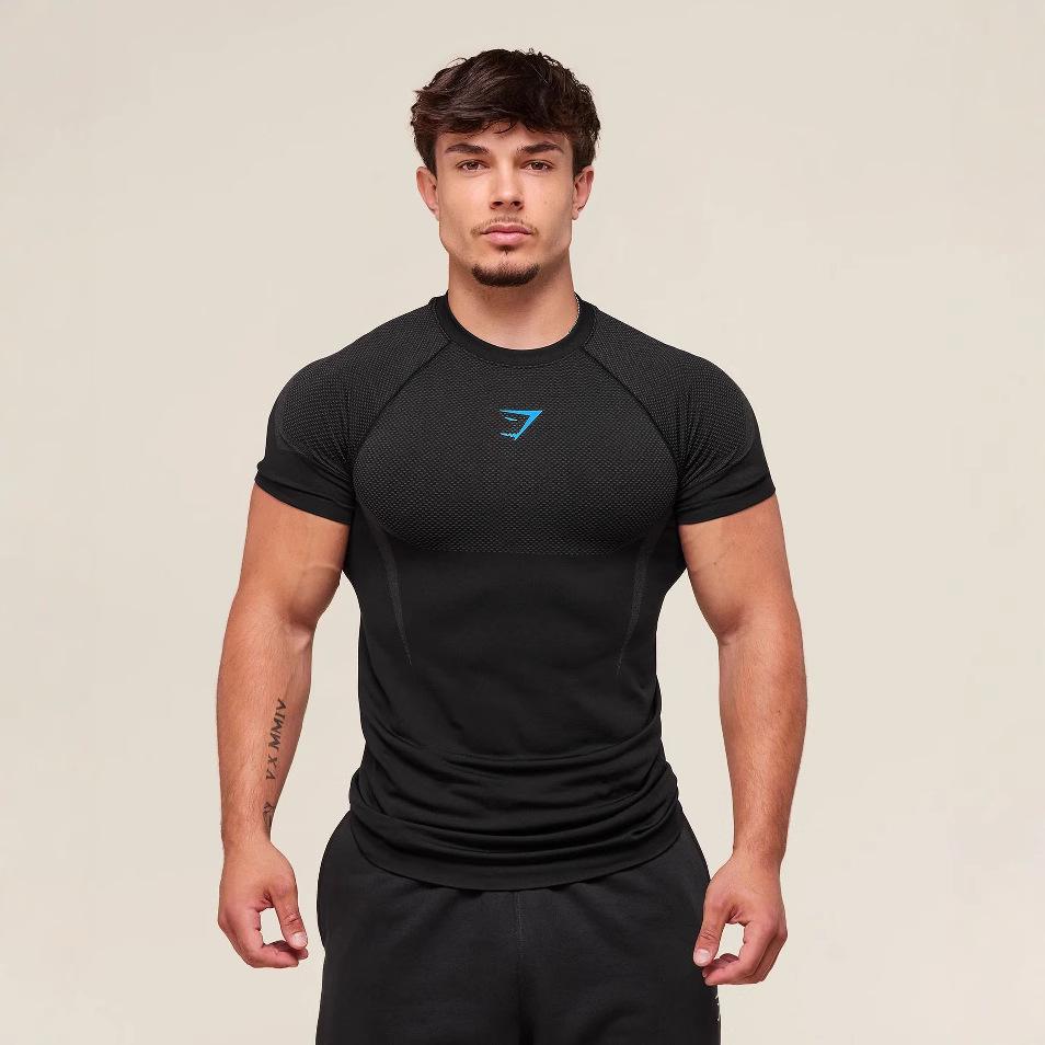 GYMSHARK Herren Kurzarm Muskel Fit Rundhals T-Shirt - Elastische Fitness- und Laufbekleidung mit Modischem Print M brown