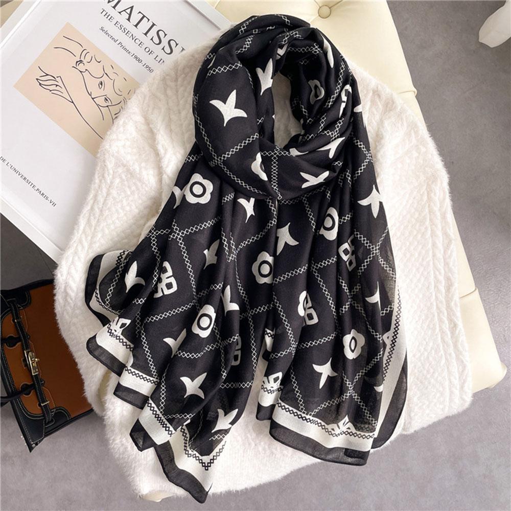 

Роскошный бренд Женский стиль Мода Сочетание цветов Принт Шелковый платок Леди Популярный Головной платок Пляжная шаль Хиджаб Головные платки Бандана 180cmX90cm