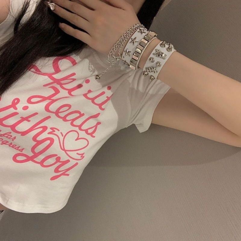 2Pcs Double Layer Pu Wristband Bracelet with Skull Rivets Gothic Rock Bracelet for Men Women Couple Streetwear