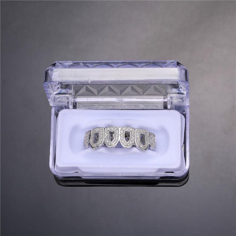 Echter Hiphop Körperschmuck Iced Out Labor Diamant Oberzähne und Unterzähne Vampir Zahn Grills Halloween Goldzähne Grillz