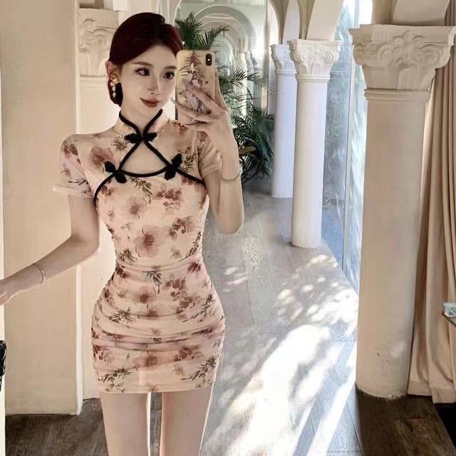 New Chinese-Style Cheongsam with Pleated Frog Button & Hollow-Out Design - Short, Hip-Hugging, Sexy Dress.