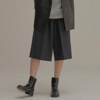 PINBLACK Tuck Half Pants Charcoal