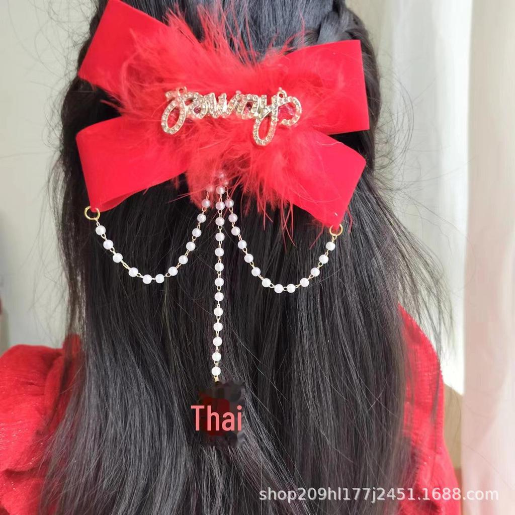 Εορταστικά Κόκκινα Αξεσουάρ Μαλλιών Πρωτοχρονιάς: Κορδέλες, Φιόγκοι, Φουρκέτες, Στολίδια Μαλλιών & Φουρκέτες με Φούντες για Κορίτσια