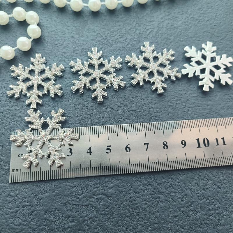 3.5cm Alloy Snowflake Embellishments for DIY Christmas Hair Accessories - Gold & Silver
