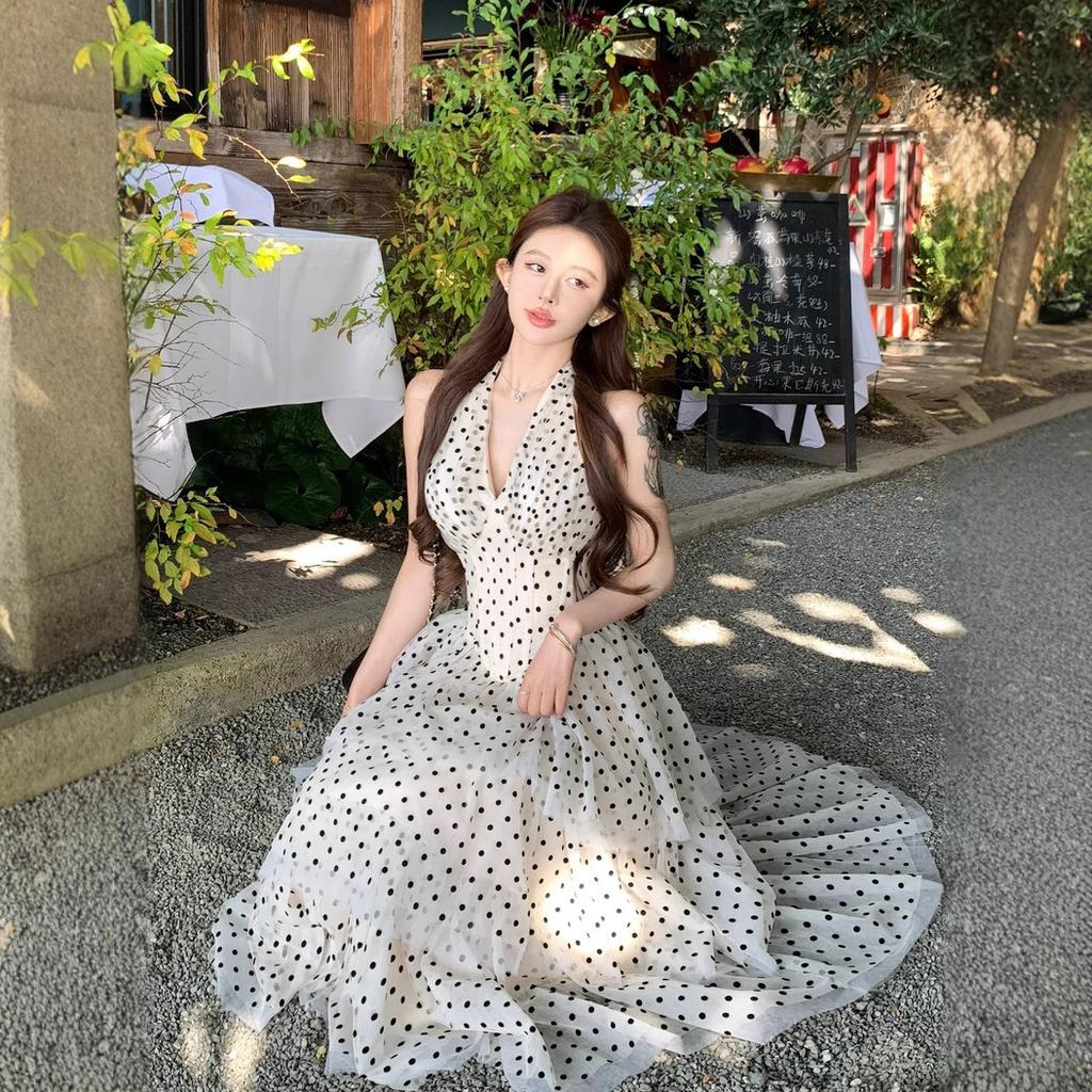 Atmosphere Stunning Summer Dress Super Fairy Beautiful Girl Hepburn Style Neck Point Hanging Neck High Waist Long Skirt