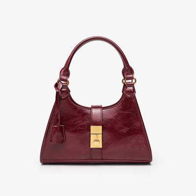 The Bucket Bag Exudes A Sense of High-end Style. It Is A Versatile Single-shoulder Handbag and A Classic Crossbody Bag