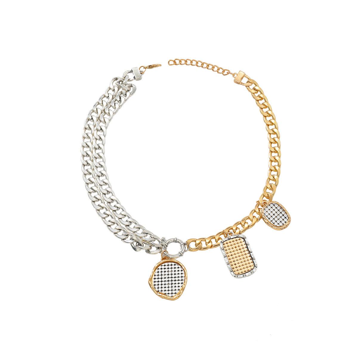 Exaggerated big autumn metal chain punk necklace, creative niche design, clavicle chain