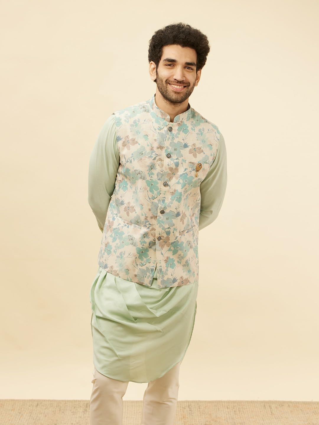 Manyavar Mens Beige Blended Linen Printed Kurta Trouser Jacket Set M бежевый