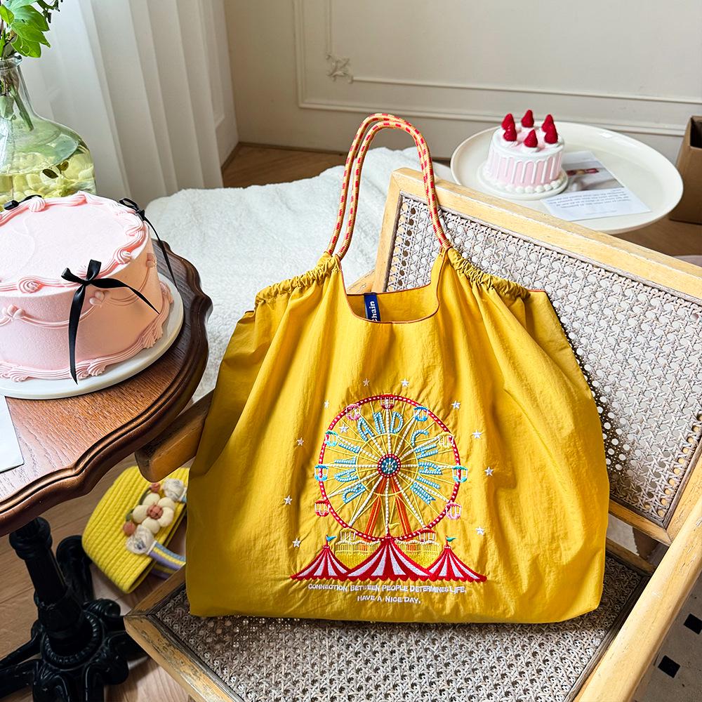 Stylish Japanese Embroidered Ball Chain Ferris Wheel Shoulder Bag
